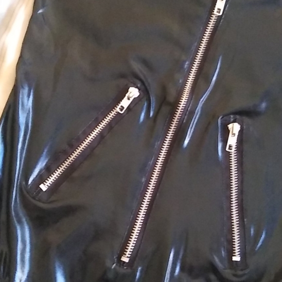 New PU vinyl bodysuit - Picture 4 of 7